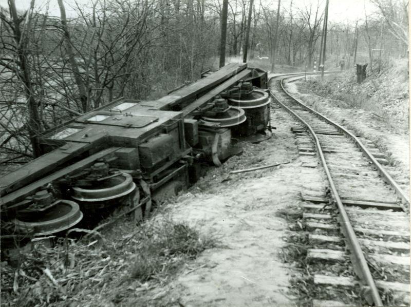 Kisiklott mozdony Fotó: Molnár Márk gyűjteménye